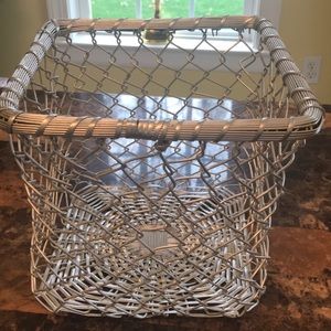 NEW Silver color basket